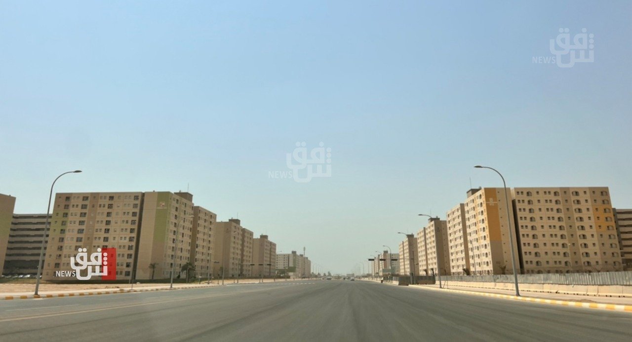 مواطنون-يحتجون-أمام-مصرف-الرافدين-بسبب-عدم-إنجاز-معاملاتهم-لمجمع-بسماية