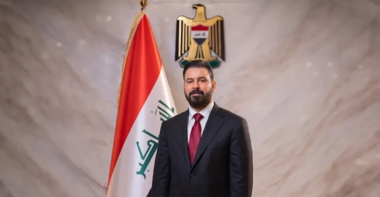 لتشجيع-التنافس.-الزيدي-يوجّه-بشمول-المطابع-المحلية-والأجنبية-بطباعة-المناهج
