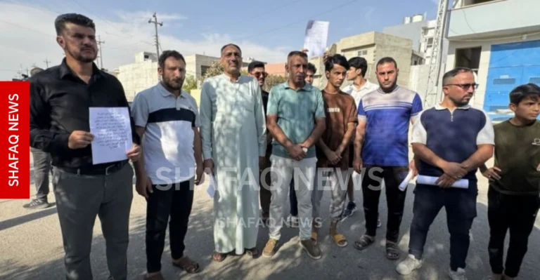 احتجاجان-في-الموصل.-مطالب-بفتح-التسجيل-العقاري-ورفع-قيود-الكرتون-(صور-وفيديو)